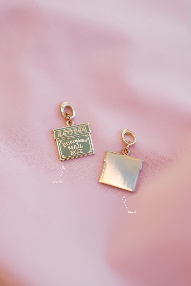 Letters Mailbox 18k Gold Charm